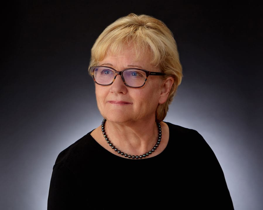 Ford_Mary_23273_2019_010_8x10_COLOR_HiRez