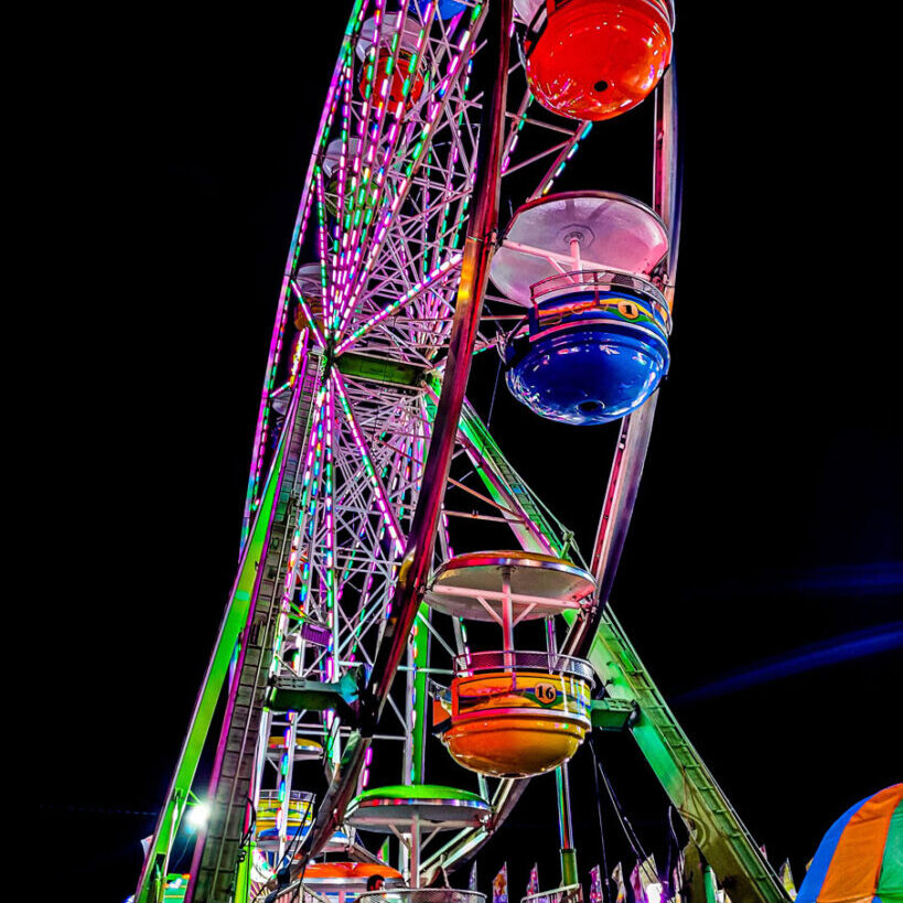 Copy-of-Up,-Up,-and-Away-Ferris-Wheel-Bliss-Hull,-MA