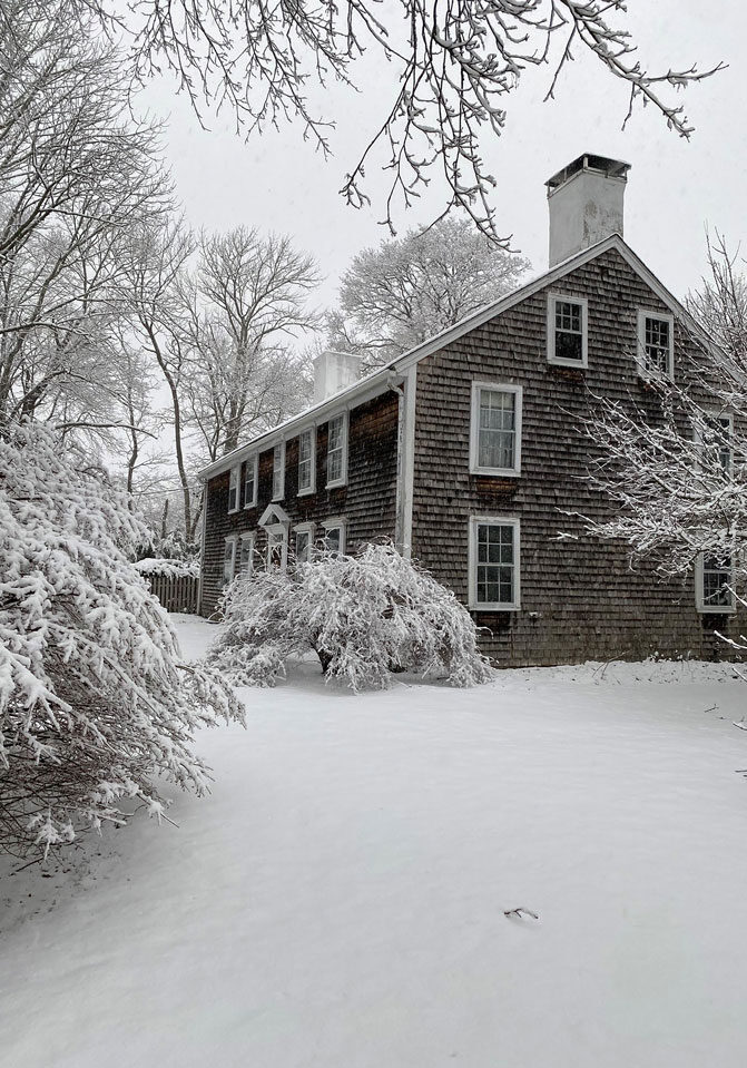 house-in-snow_full-res