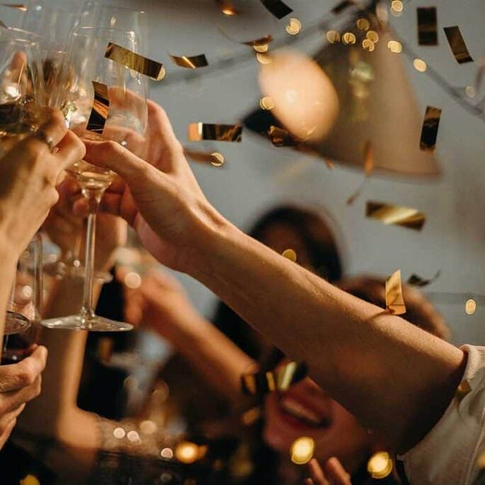 new-years-party-cheers